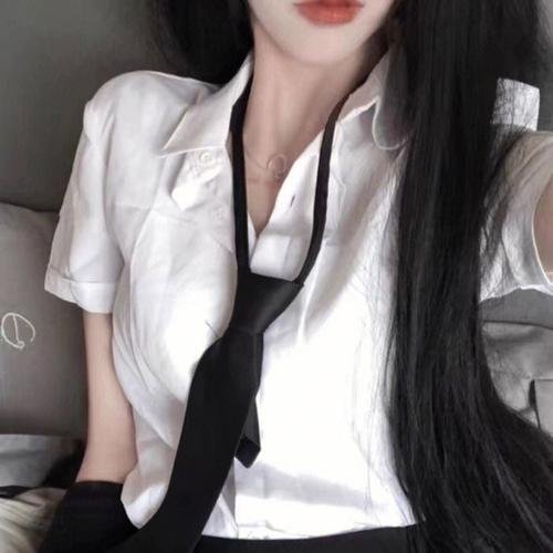 我们都是怪咖英雄
